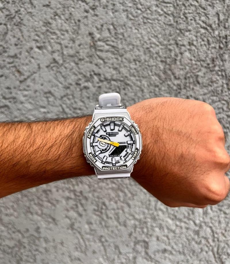 G-SHOCK GA-2100 "Edición Trama Boceto" (GA2100-ART-SW)