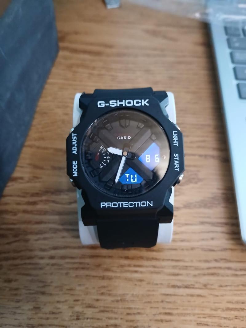 Casio G-Shock GA-700VB-1AER (Colección "Virtual Blue")